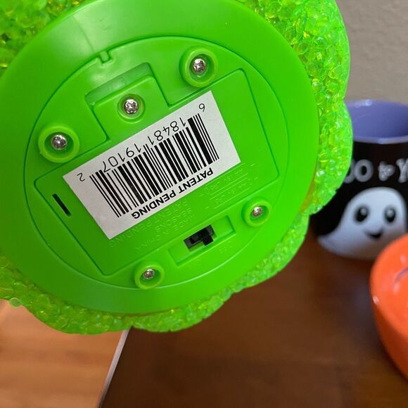 Halloween Spectrum Mugs Popcorn Pumpkins Pottery Barn Pumpkin - Picture 4 of 16